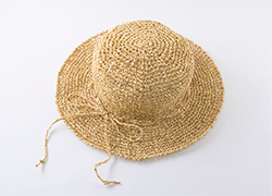 樹皮もどきで作る洗える帽子