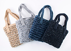 ガーター編みのボーダーバッグ