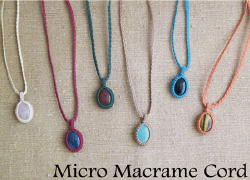 フレーム結びのネックレス